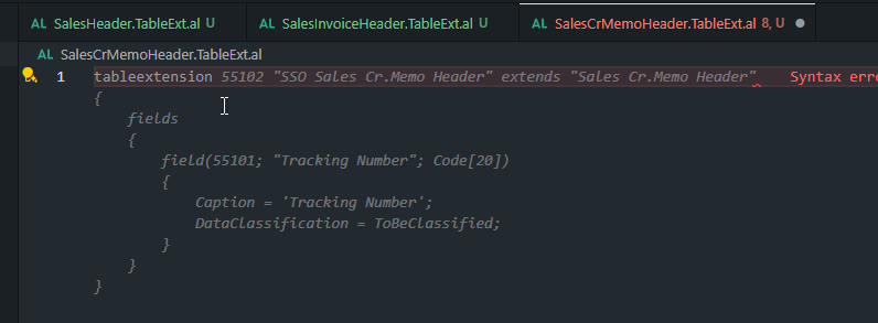 Copilot completing the whole Sales Cr.Memo Header extension from that one word