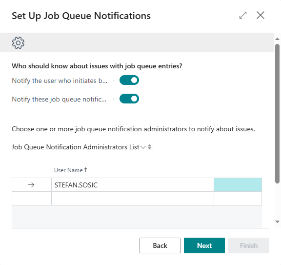 The wizard step choosing who to notify, with the notification administrators list